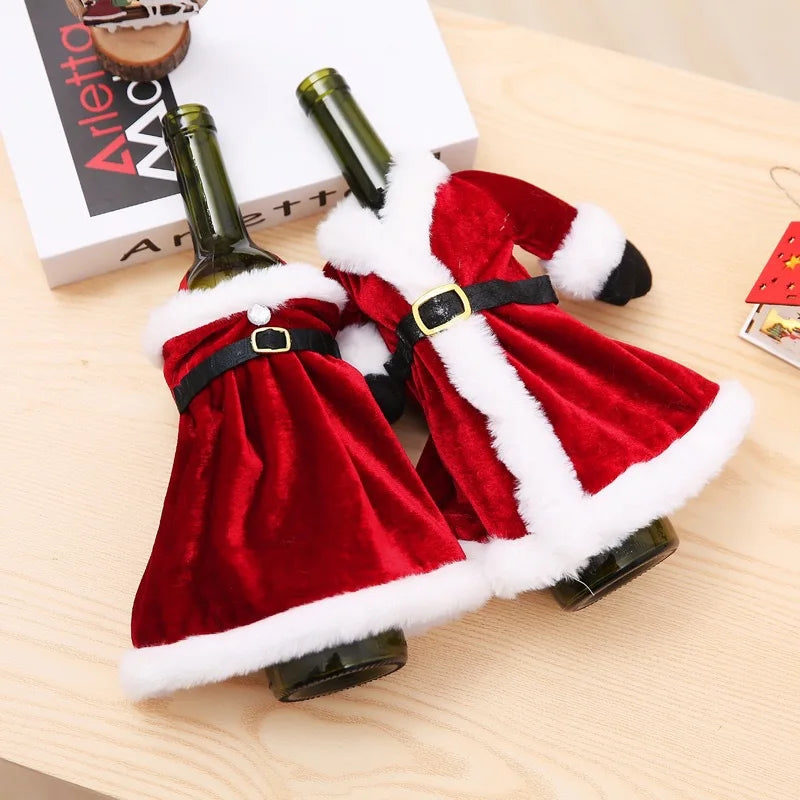 2024 Christmas Wine Bottle Cover Set, Golden Velvet Dress and Cap, Wine Bottle Bag Sleeve for Xmas and New Year Dinner Table Decoration. - 02ALABA