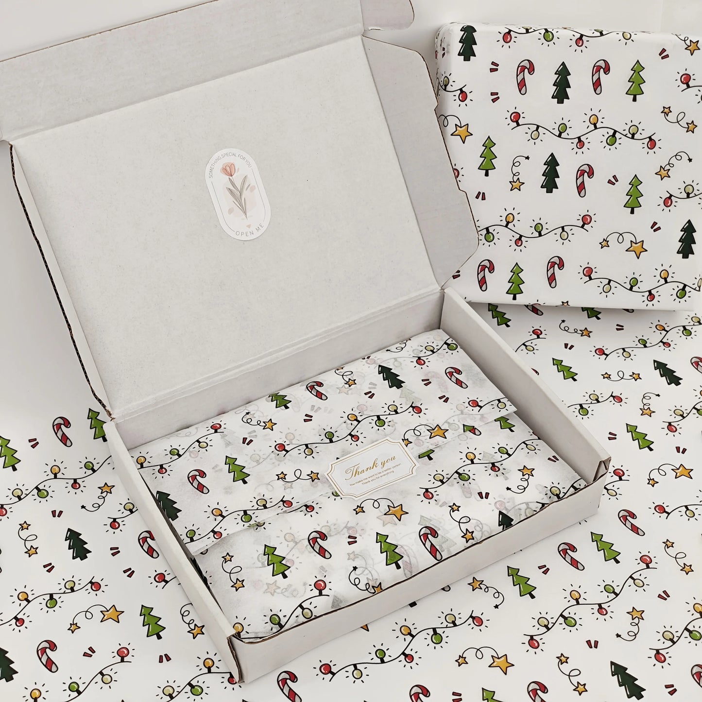 10/20 Sheets of Christmas Lantern Pattern Tissue Paper, 20*14inch Gift Wrapping Paper, Suitable for Christmas, Winter, Thanksgiving, Birthday Gift Wrapping, Bouquet Filling and Party Gift Wrapping, Best for Christmas, Perfect