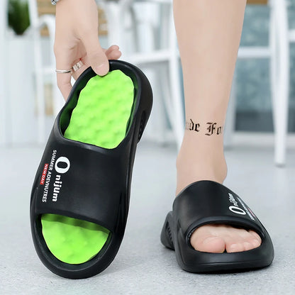 Discover the New Men's Massage Slippers, perfect for both indoor and outdoor use. These casual beach sandals feature a comfortable sole and come in a wide range of sizes from 38 to 47. - 02ALABA