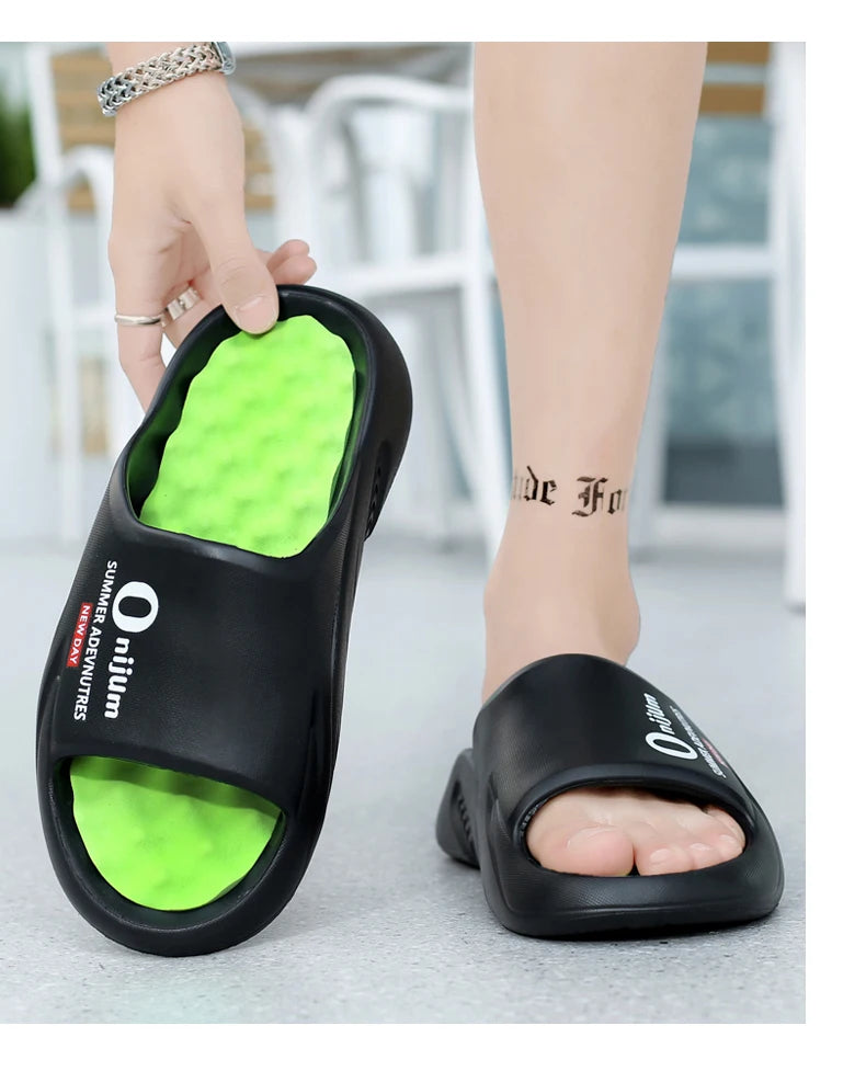 Discover the New Men's Massage Slippers, perfect for both indoor and outdoor use. These casual beach sandals feature a comfortable sole and come in a wide range of sizes from 38 to 47. - 02ALABA