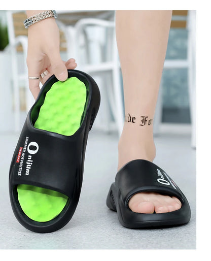 Discover the New Men's Massage Slippers, perfect for both indoor and outdoor use. These casual beach sandals feature a comfortable sole and come in a wide range of sizes from 38 to 47. - 02ALABA